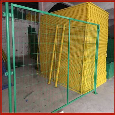 鐵路護欄網價格及塑鋼制品特點分析